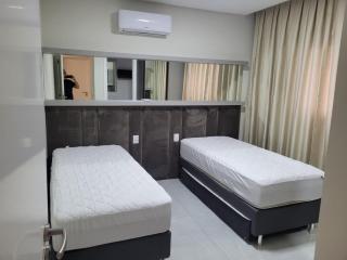 Apartamento 2 suítes, piscina aquecida condomínio, alto padrão, 1 quadra mar, familiar - 1