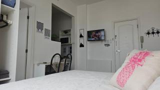 Beautiful Studio with View of Sugarloaf Mountain - 2