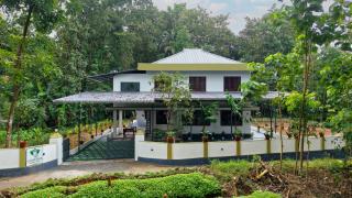 Ganesha Homestay - 3