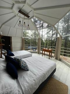 Glampina - 4