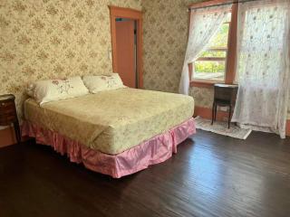 Manoa Valley Inn - 8