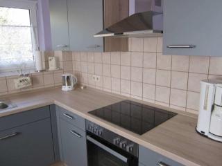 Castle View Apartment B - 7