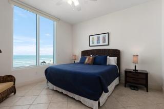 Prestigious Luxury Beach & Bay Patios XL Size apts - 5