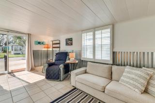 Screened-In Patio Home 2 Mi to Cortez Beach! - 6