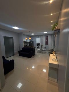 Casa com garagem e 2 quartos - 8