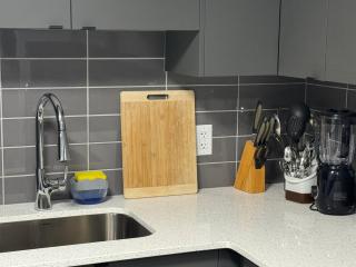 Cozy Nest - 2 Bed Rooms Suite at Glacier Ridge - 4