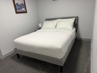 Cozy Nest - 2 Bed Rooms Suite at Glacier Ridge - Calgary - 6