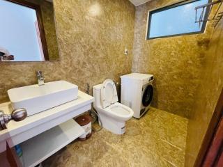 Roma Hotel Da Nang Free Pool & BBQ Garden - 4
