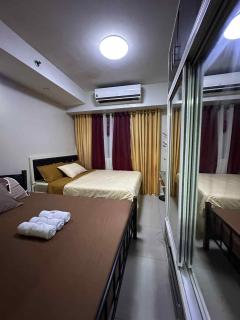 SD staycation Shell Residences facing moa complex - 7