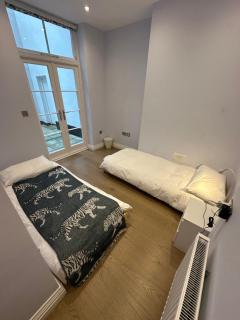 Modern 2 BR Apt in the Heart of London - Victoria Pimlico - 3