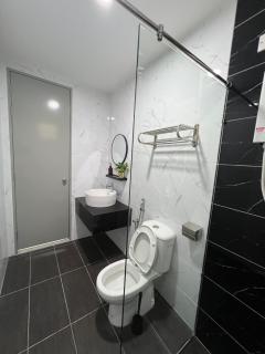 Master Bedroom Only in Bayan Lepas - 5