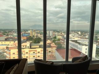 Penthouse Hotel and Residence - 4