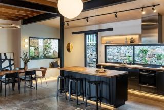 Luxury Historic Landmark Holdgates Cottage - 0