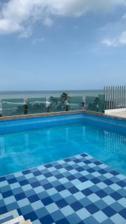 SUNSET LATITUDE, Apto frente al mar con hamaca y piscina - 7