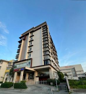 District 21 Hotel - 3