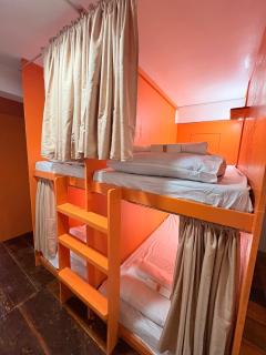 8-Bed Mixed Dorm, Surf & Social Hostel Siargao - General Luna - 3