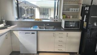 Hosts on the Coast Tamaki Delight - 6