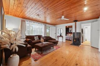 Sunshine Villa - 484 Kessell Rd, Middleton - 7