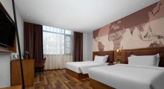 James Joyce Coffetel Luoyang Longmen High-speed Railway Station Baolong Plaza - 1