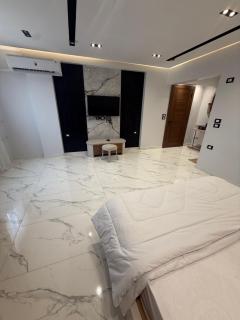 Happy apartment - 1