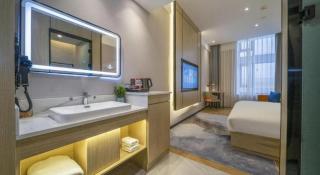 Borrman Hotel Zhangzhou Baolong Plaza - 2
