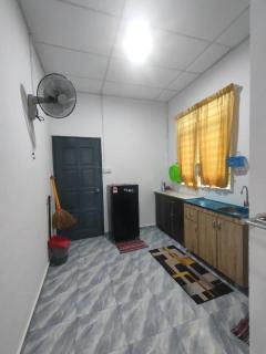 Homestay D' Puteh - 4