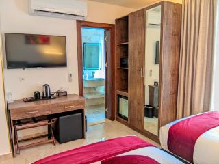 Petra Bermudez Hotel - 5