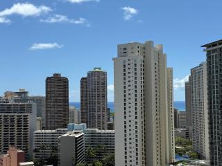 Brand New Waikiki 2BD 2BA Ocean City View, Tax included - 4