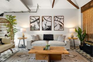 Hip Venice Beach Luxury Airstream & Creative Space - 7