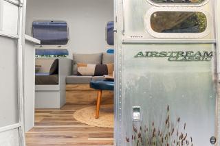 Hip Venice Beach Luxury Airstream & Creative Space - 4
