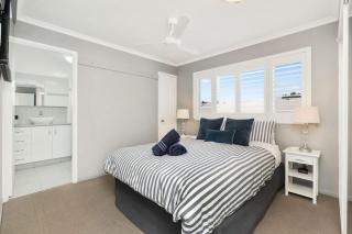 Bay View Rooftop Escape - 5