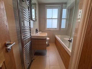 Newly Furnished 1 Bed Flat in Wimbledon Village - 5