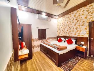 Hotel Ayodhya HNU-MAN GH -Near 400m from Ram Mandir & Hanuman Gadhi Mandir #Fully Air-Conditioning & Spacious Rooms #Free Wifi #Free Parking #Best Hotel In City - 3