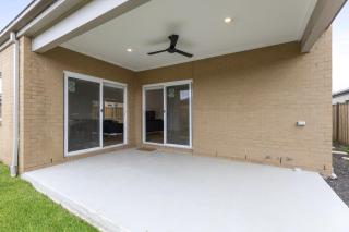 Family Home with Yard Near Armstrong Creek - 2