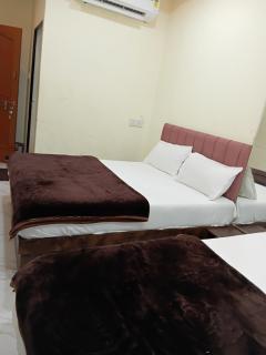 Hotel Shreeji Palace - 0