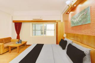 Super Townhouse Oak City Center Kushal Nagar - 1