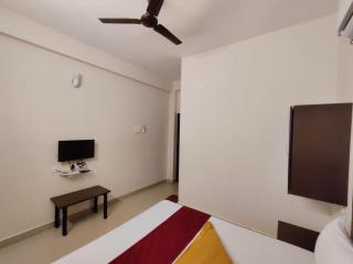 Hotel O Red Moon Residency - 4