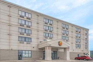 Super 8 by Wyndham Mississauga - 0
