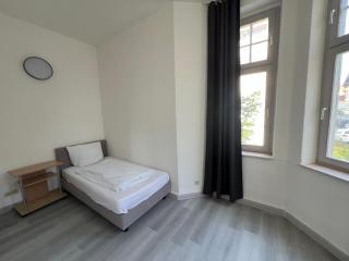 Hages Apartments - 3