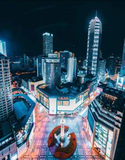 Style INS High-Altitude River View Hotel (Chongqing Jiefangbei Pedestrian Street Branch) - 0
