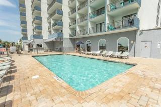 Beachfront Haven – 1BR Condo with Balcony - 6