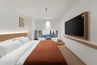 Ouchen International Sky River Hotel (Monument to the people's Liberation Pedestrian Street Store, Chongqing) - 1