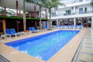 Golden Hotel - 7