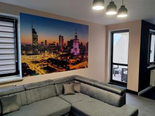 Newly Renovated Apartment! Center and Lake view! - 8