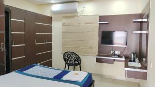Hitech Shilparamam Guest House - 4