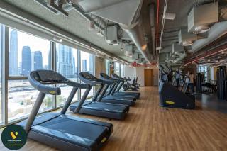VOGUE DOWNTOWN VIEWS II Luxurious One Bedroom Apartment with Balcony and full Amenities, Opposite Dubai Mall Skybridge, Walkable to Burj Khalifa - 5