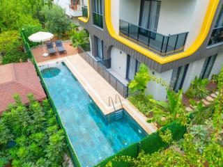 Zeluxe Suite Hotel - 6