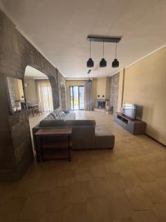 Nikopoleos Home - 9