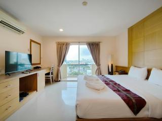 Metro Point Bangkok - 7