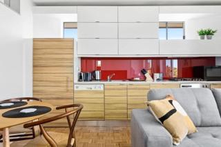 Stylish 2 Bedroom apartment in sydney Birchgrove - 4